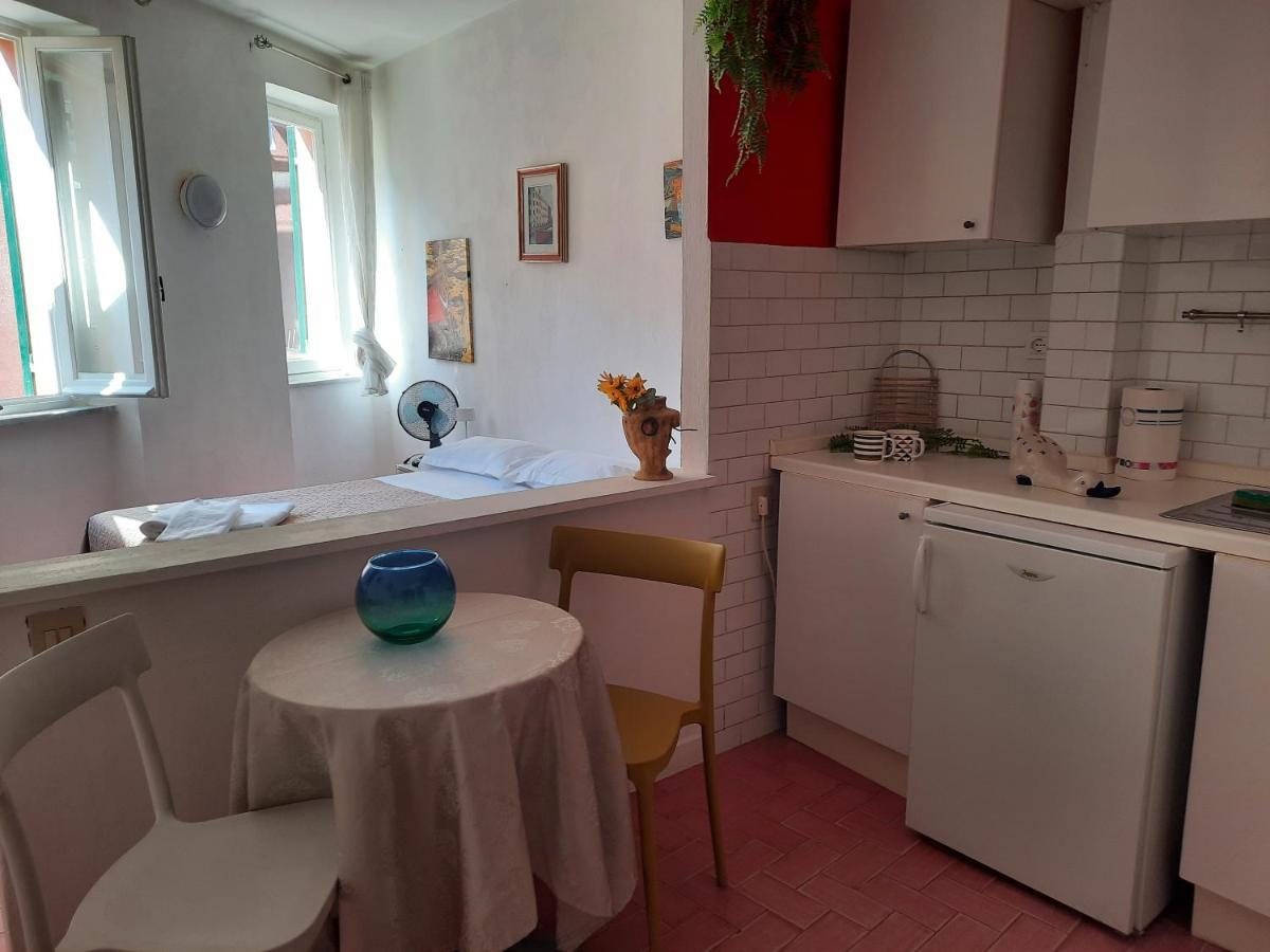 Il Leudo Dei Cinque Sensi Apartment Вернаца Екстериор снимка